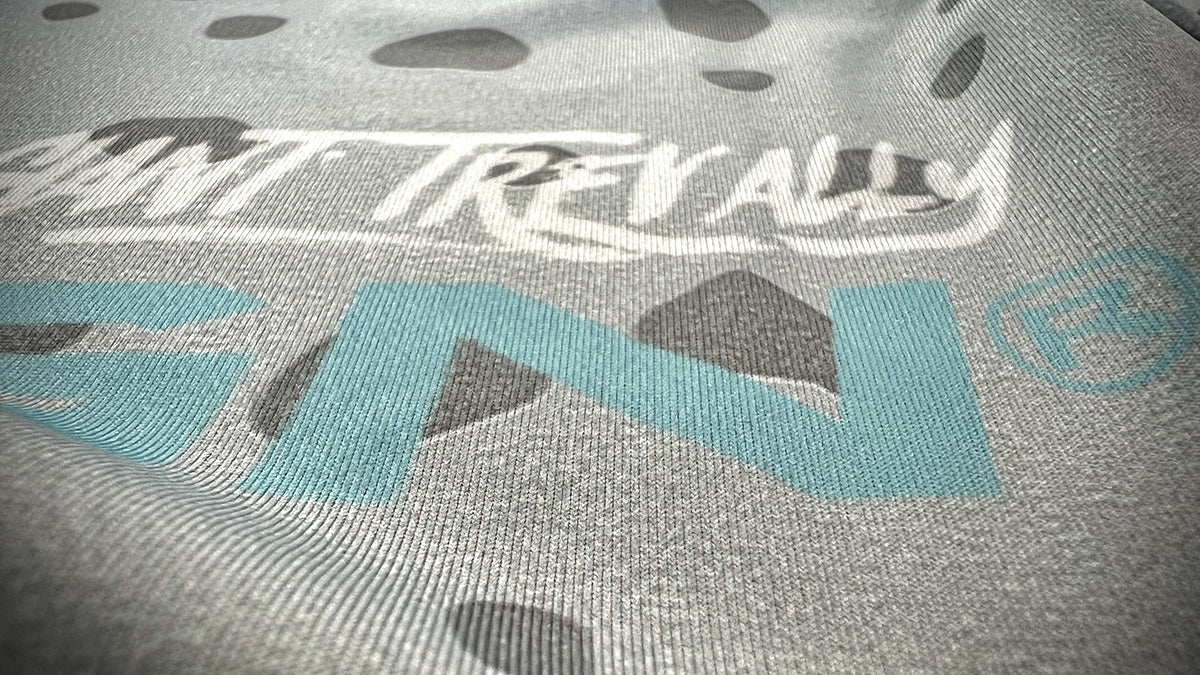 Long sleeve performance t-shirt Giant Trevally