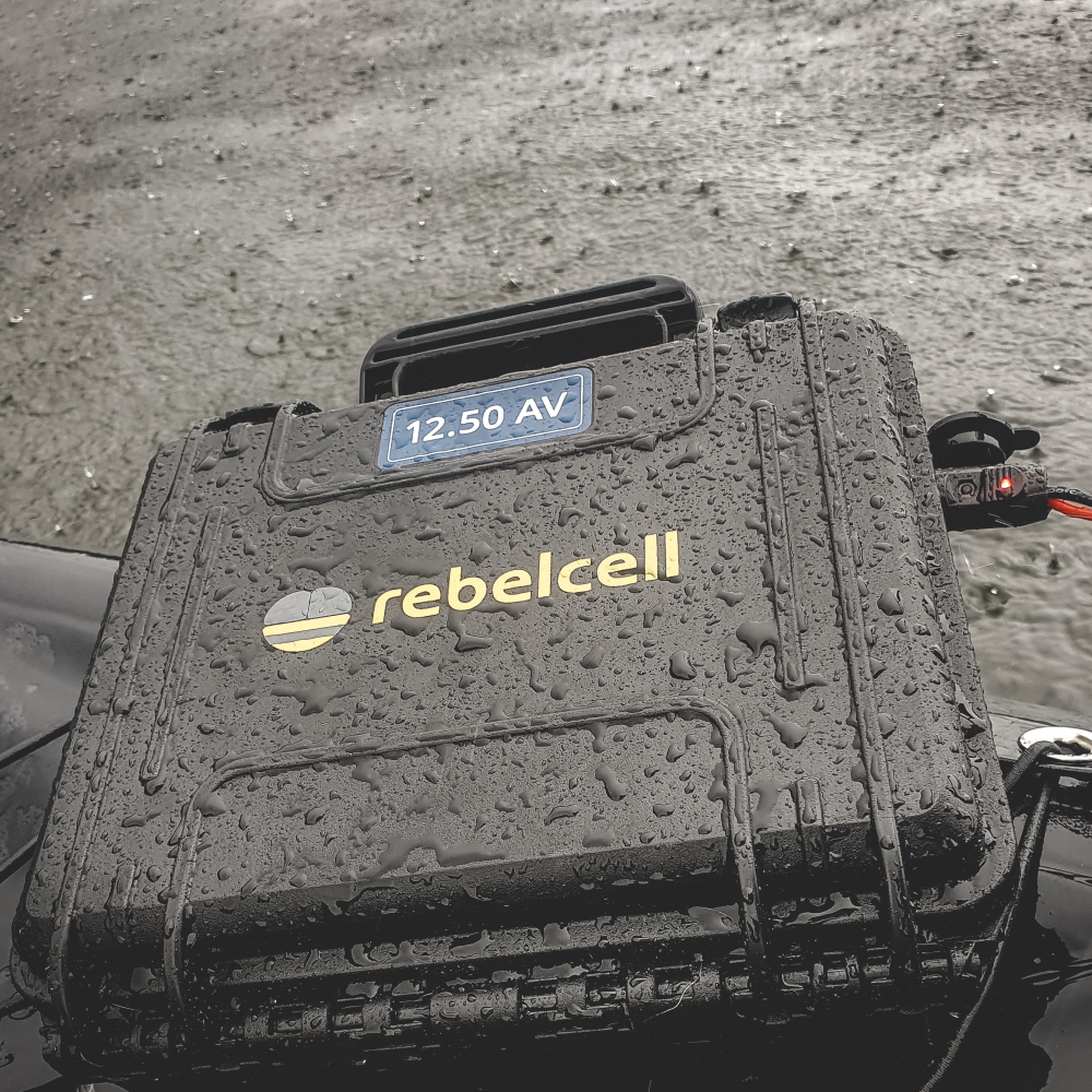 Rebelcell Outdoorbox - Portable Power Source (12.70 AV - 12V 70A 836Wh)